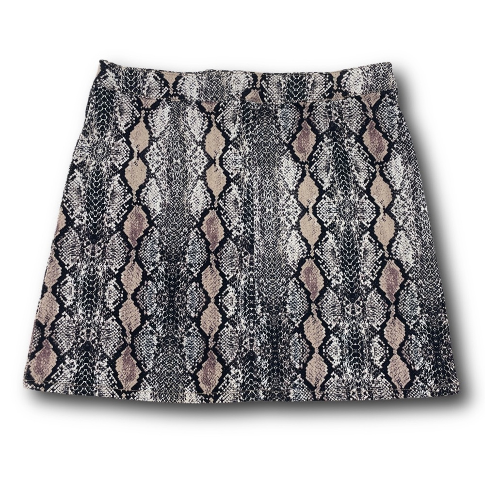 Altar’d State Snakeskin patterned center zip mini skirt - NWT - size L - Picture 6 of 7